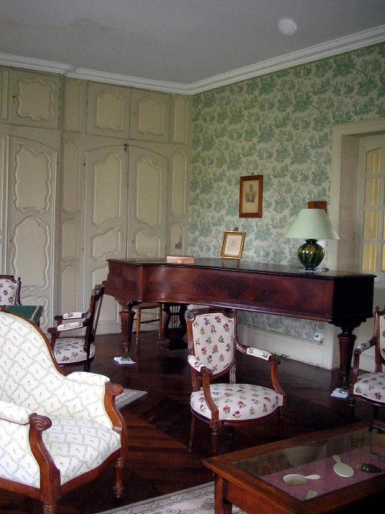 Domaine De Lalande Bed and Breakfast Vénès Exteriör bild